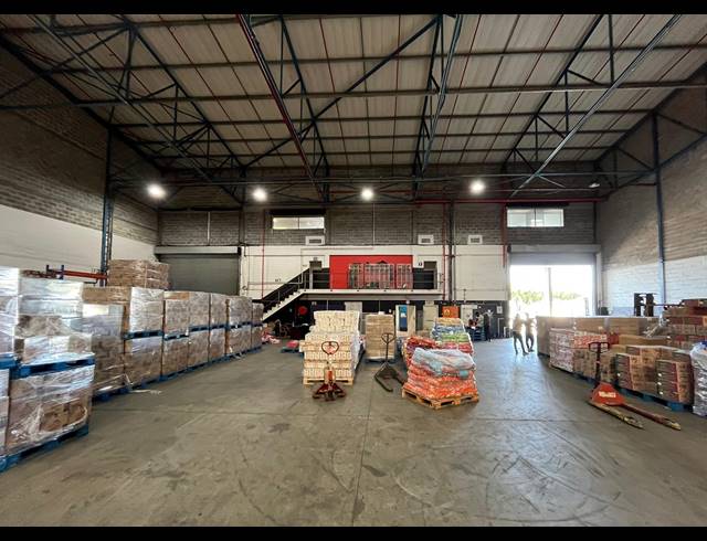 2,618.50M² WAREHOUSE TO LET IN EPPING INDUSTRIAL